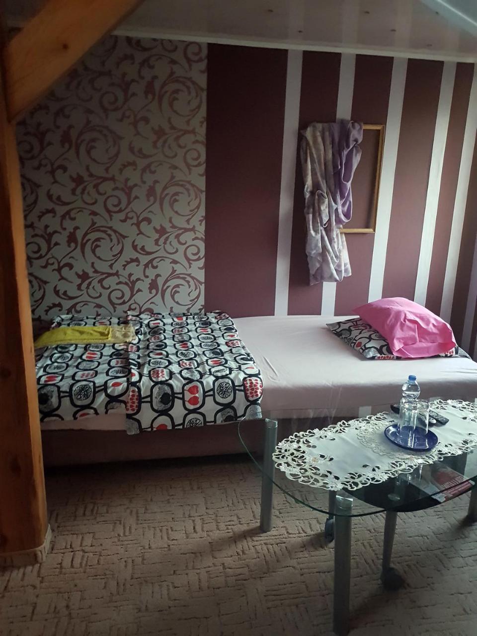 Willa Arkadia Hotel ชเตชชิน ภายนอก รูปภาพ